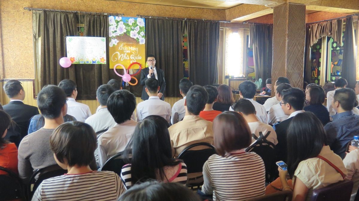 photo 20-11 Buoi sinh hoat ngoai khoa cua nhom cac sinh vien truogn Dai hoc Huu nghi Cac dan toc_zpsxokmmjf1.jpg