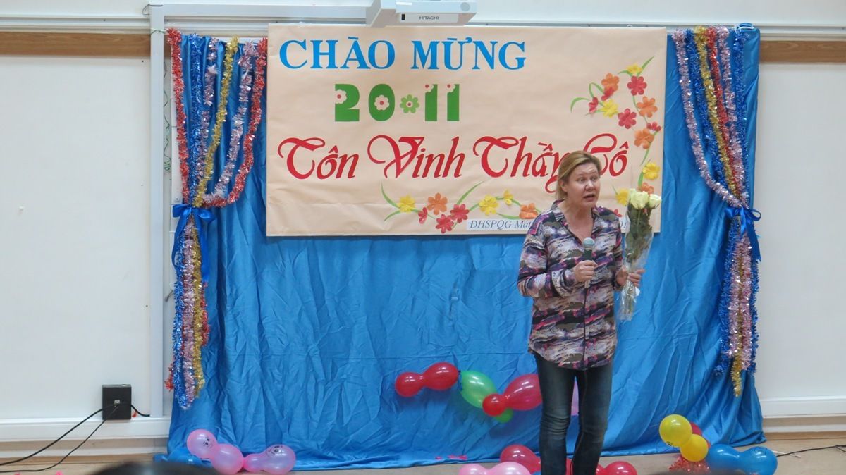 photo 20-11 Co Alina chia se tinh cam va nhung loi chuc tot dep toi cac sinh vien - nhung thay co giao tuong lai_zpsgc1ctjbc.jpg