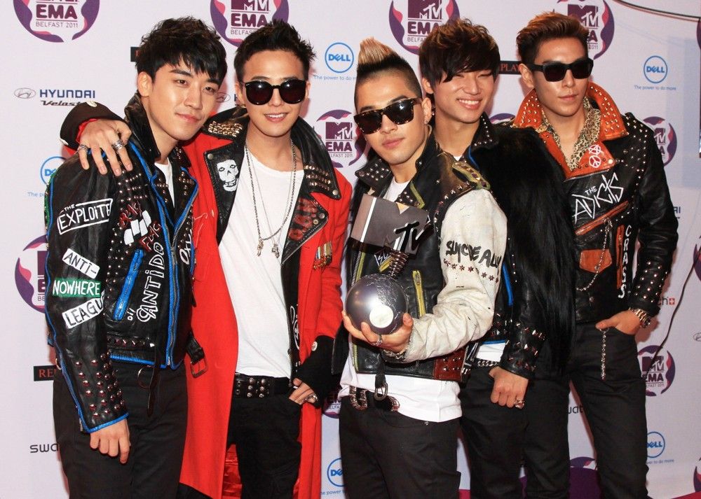  photo big-bang-mtv-europe-music-awards-2011-press-room-02_zps8e73c717.jpg