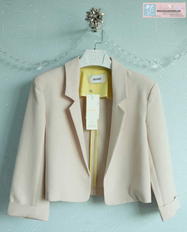 SN101 Snidel sweet buckle-free jacket with shoulder pad (beige)_3 photo SN101Snidelsweetbuckle-freejacketwithshoulderpadbeige_1_zps62f344f8.png