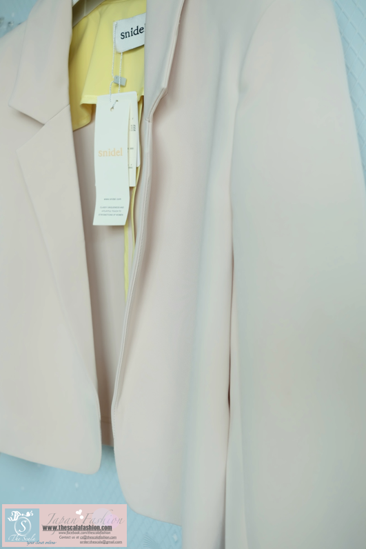 SN101 Snidel sweet buckle-free jacket with shoulder pad (beige)_1 photo SN101Snidelsweetbuckle-freejacketwithshoulderpadbeige_2_zpsdc5e7a88.png